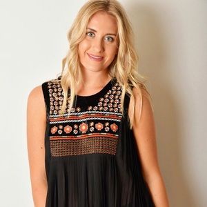 THML Floral Embroidered Top